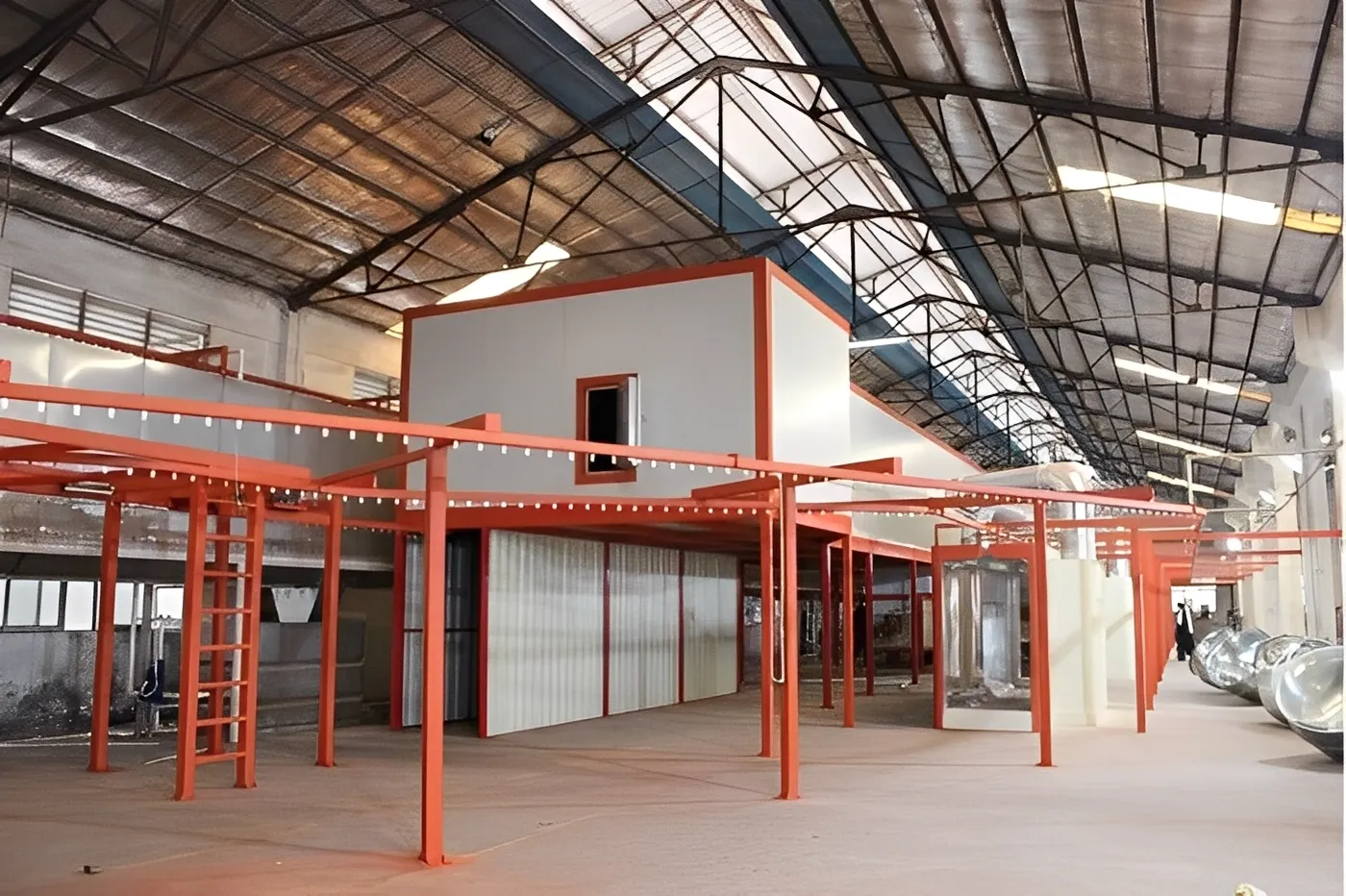 Hardware components powder coating - small metal parts with uniform color and finish