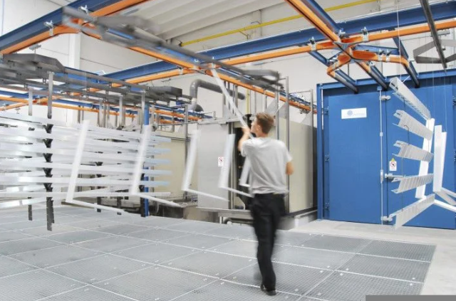 Semi-automatic powder coating line