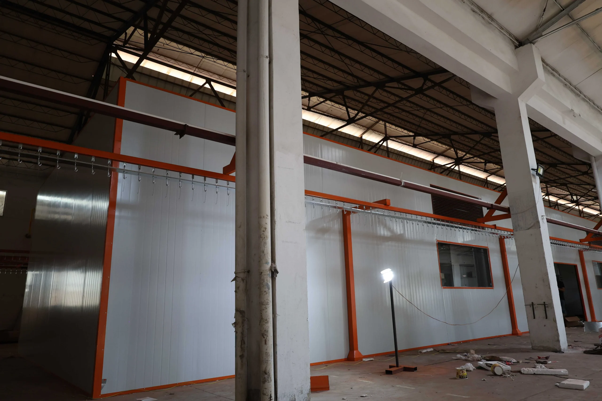 Industrial equipment coating - large structural parts with textured finish