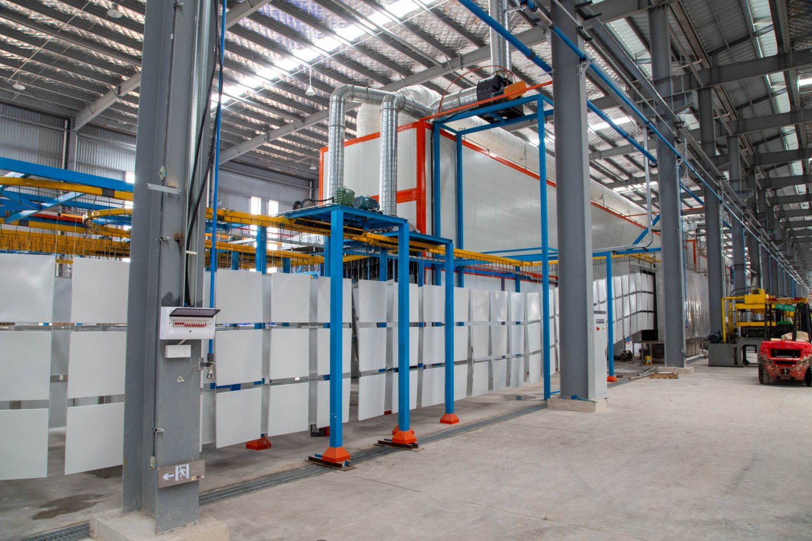 Air conditioner casing powder coating production line