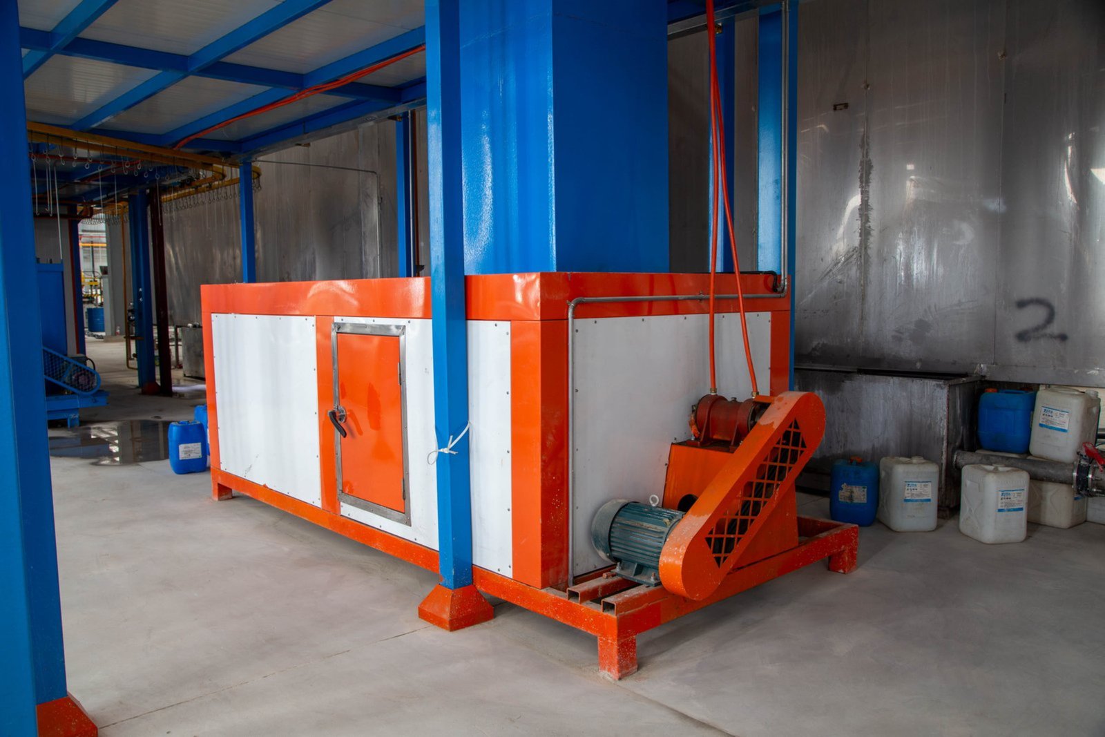 Insulation performance for machinery powder coating